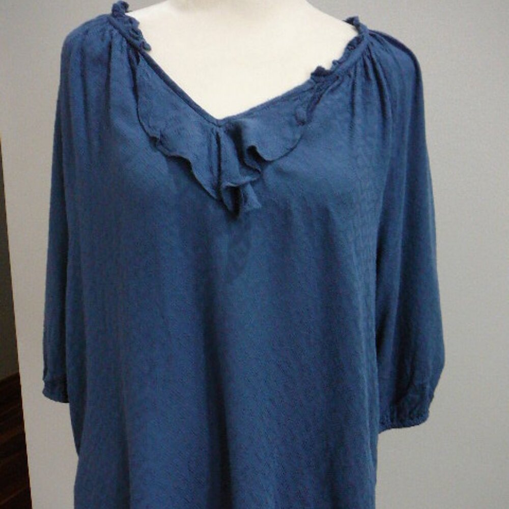 ANA-A New Approach Navy Blue Ruffled Blouse 3/4 Sleeves-Size Petite Medium (PM)